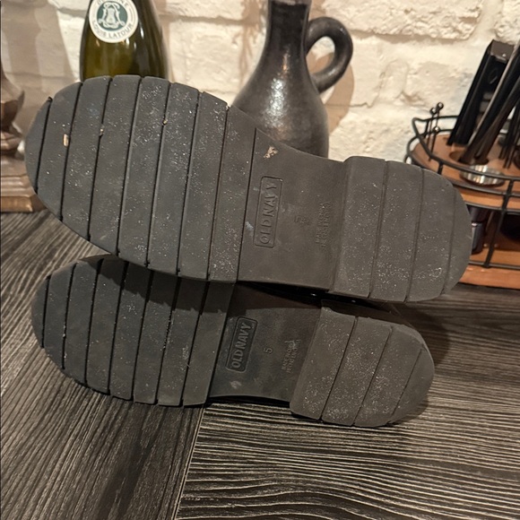 Old Navy Black moto Kids Boots - Picture 6 of 6